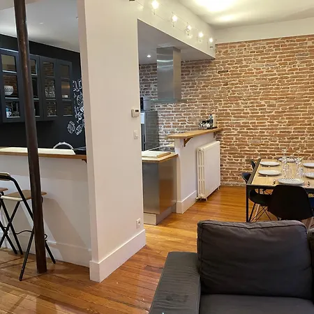 L'etage, Hypercentre Toulousain, Climatise Apartment *